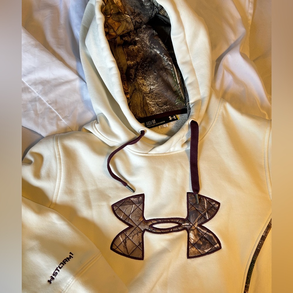 Under Armour Hoodie - Picture 2 of 2